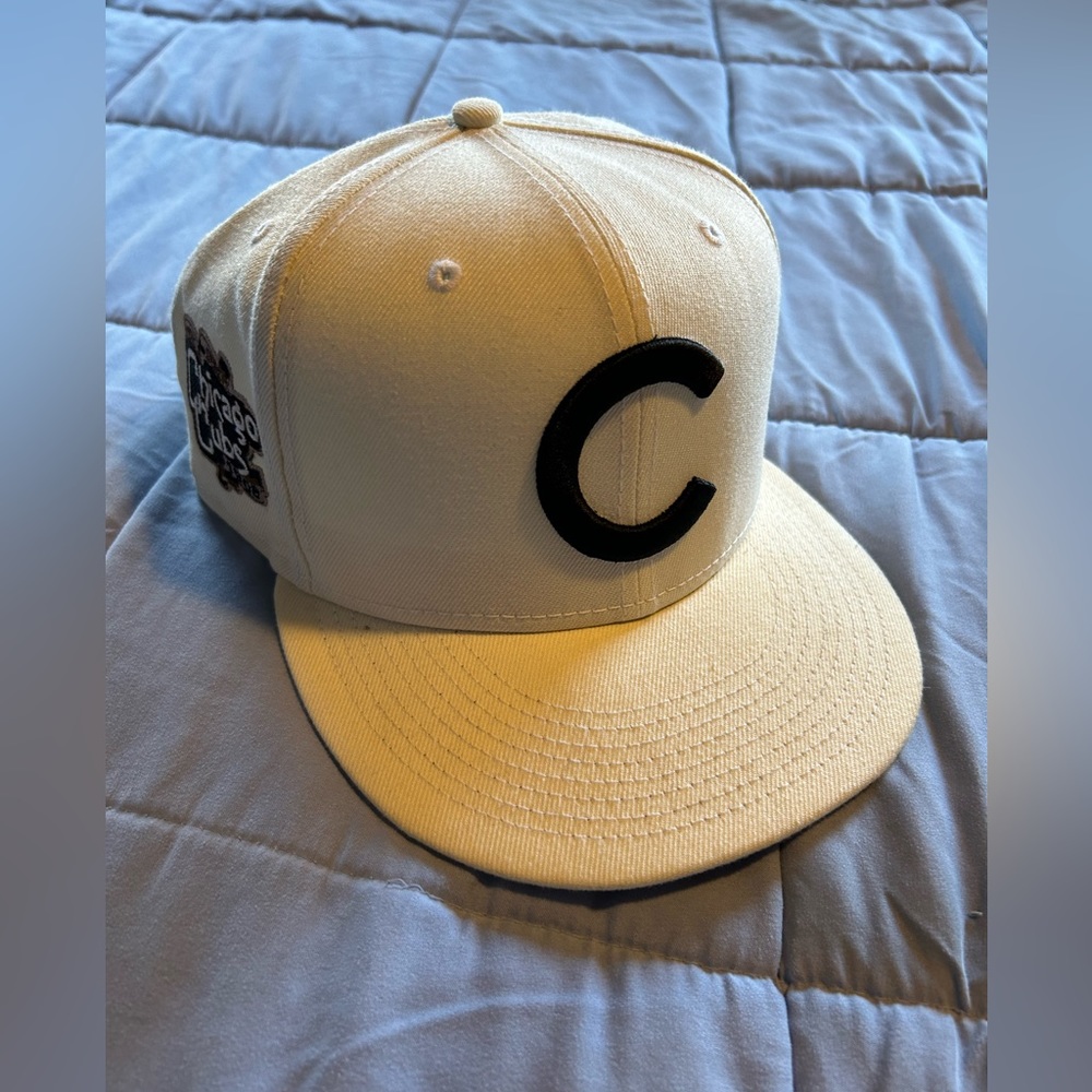 Limited edition size 8 Chicago cubs hat with patch | Fitted Chicago cubs hat